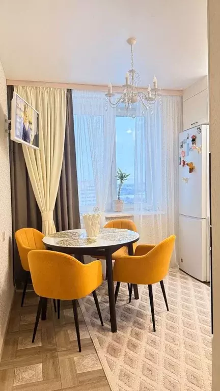 3-к кв. Омская область, Омск ул. 3-я Енисейская, 28 (67.2 м) - Фото 1