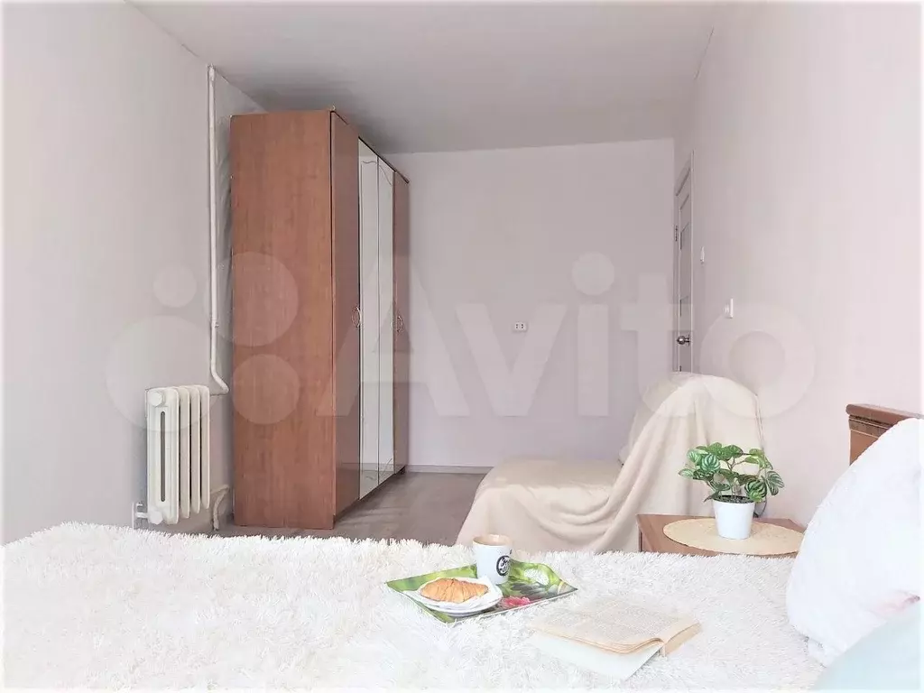 Комната 18 м в 3-к., 3/5 эт. - Фото 1