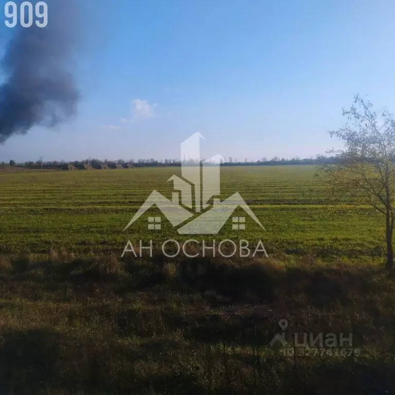 Участок в Крым, Симферопольский район, Гвардейское пгт ул. Гагарина ... - Фото 2