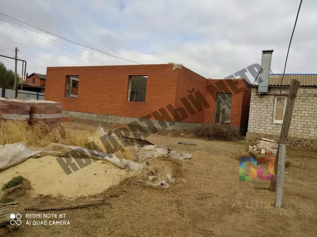 Дом в Калмыкия, Элиста ул. Адуч, 4 (64 м) - Фото 1