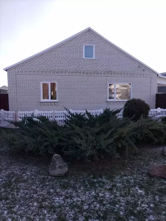 Дом в Белгородская область, Алексеевка 2-й Солнечный пер., 5 (109 м) - Фото 1