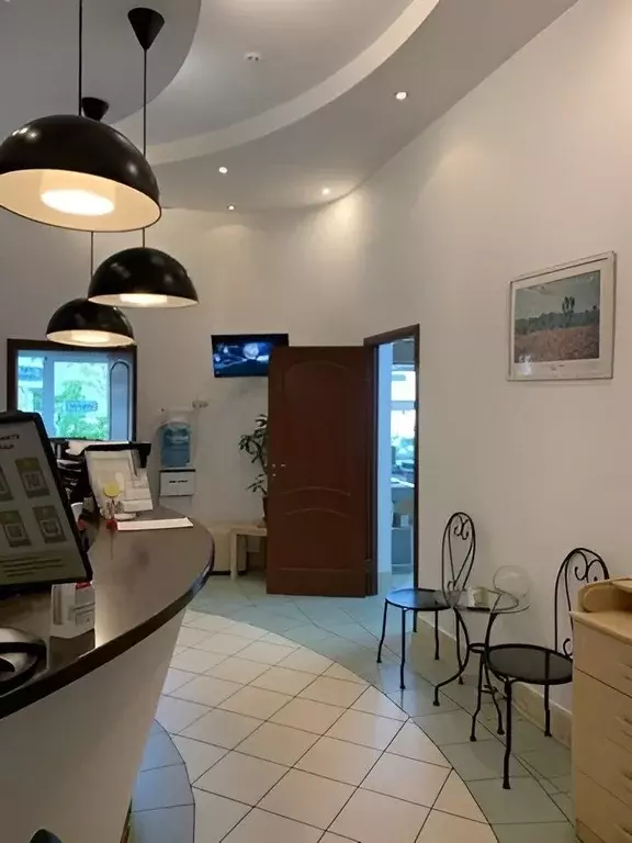 Торговая площадь в Санкт-Петербург ул. Савушкина, 121к1 (128 м) - Фото 1