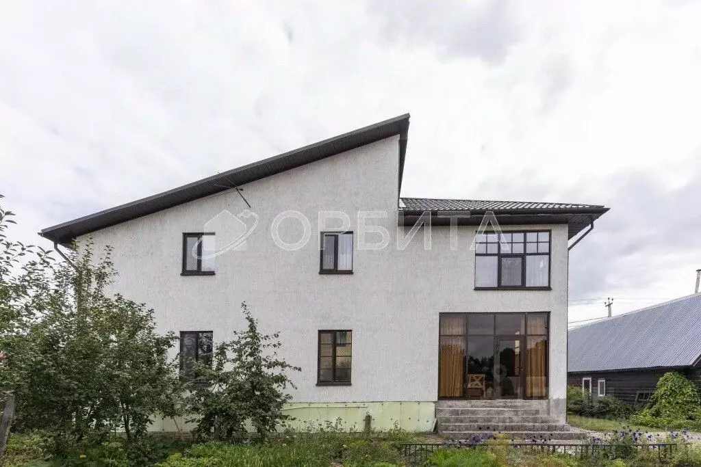 Дом в Тюменская область, Тюмень Родниковая ул. (284 м) - Фото 2