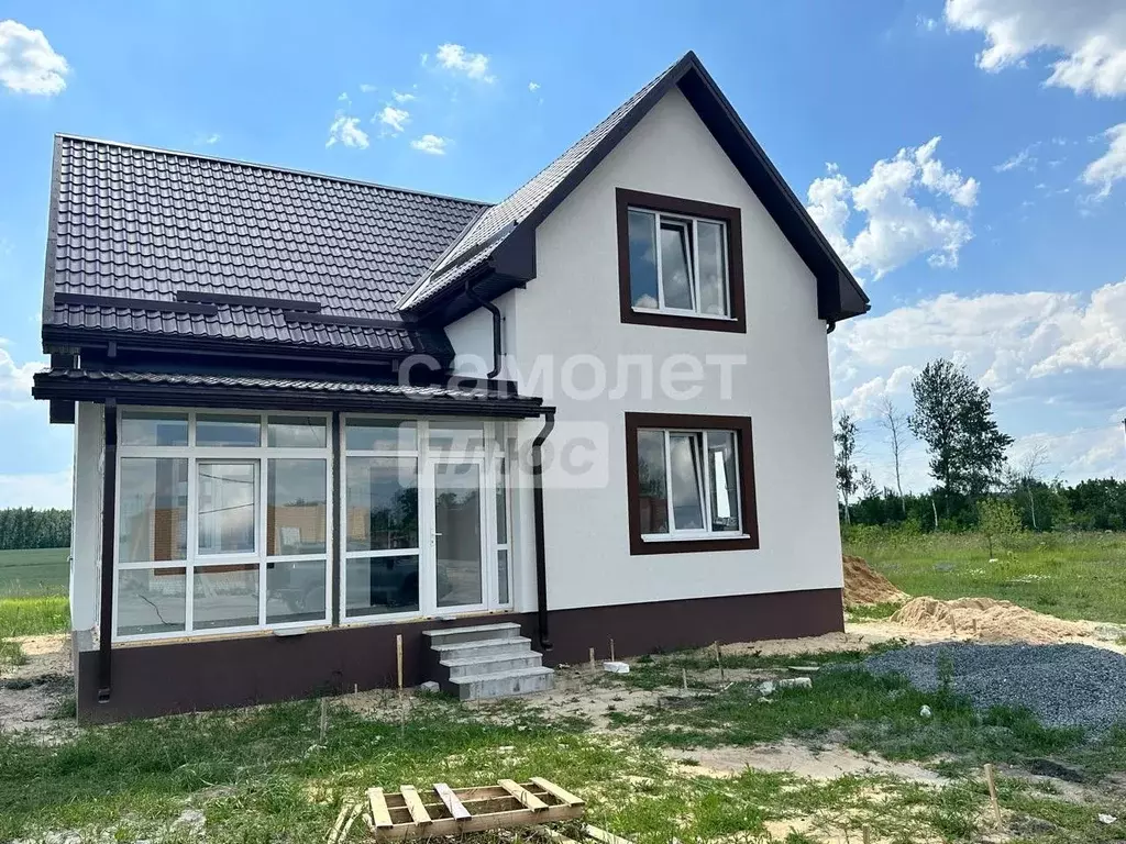 Дом в Воронежская область, с. Новая Усмань ул. Маринеско, 78 (170 м) - Фото 1