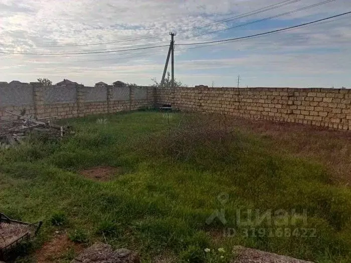 Участок в Крым, Евпатория городской округ, Заозерное пгт ул. Аллея ... - Фото 1