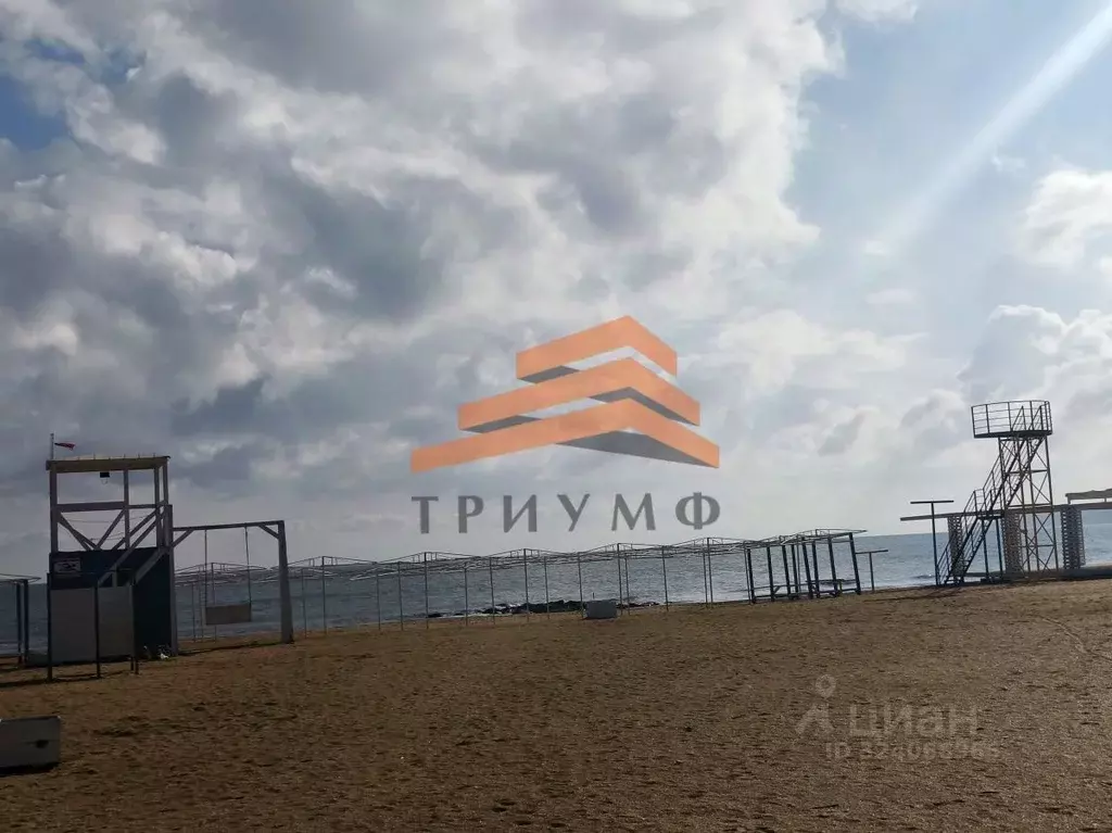 Участок в Крым, Феодосия ул. Мелиораторов (10.0 сот.) - Фото 1