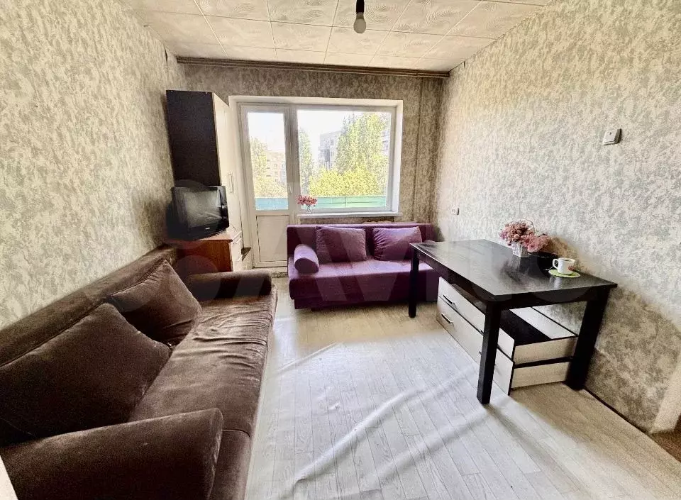 1-к. квартира, 38 м, 6/9 эт. - Фото 0