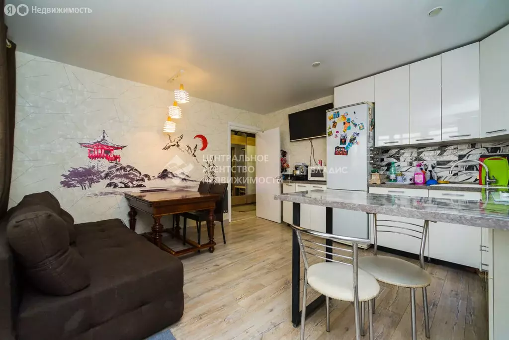 3-комнатная квартира: Рязань, Шереметьевская улица, 8к2 (93 м) - Фото 1
