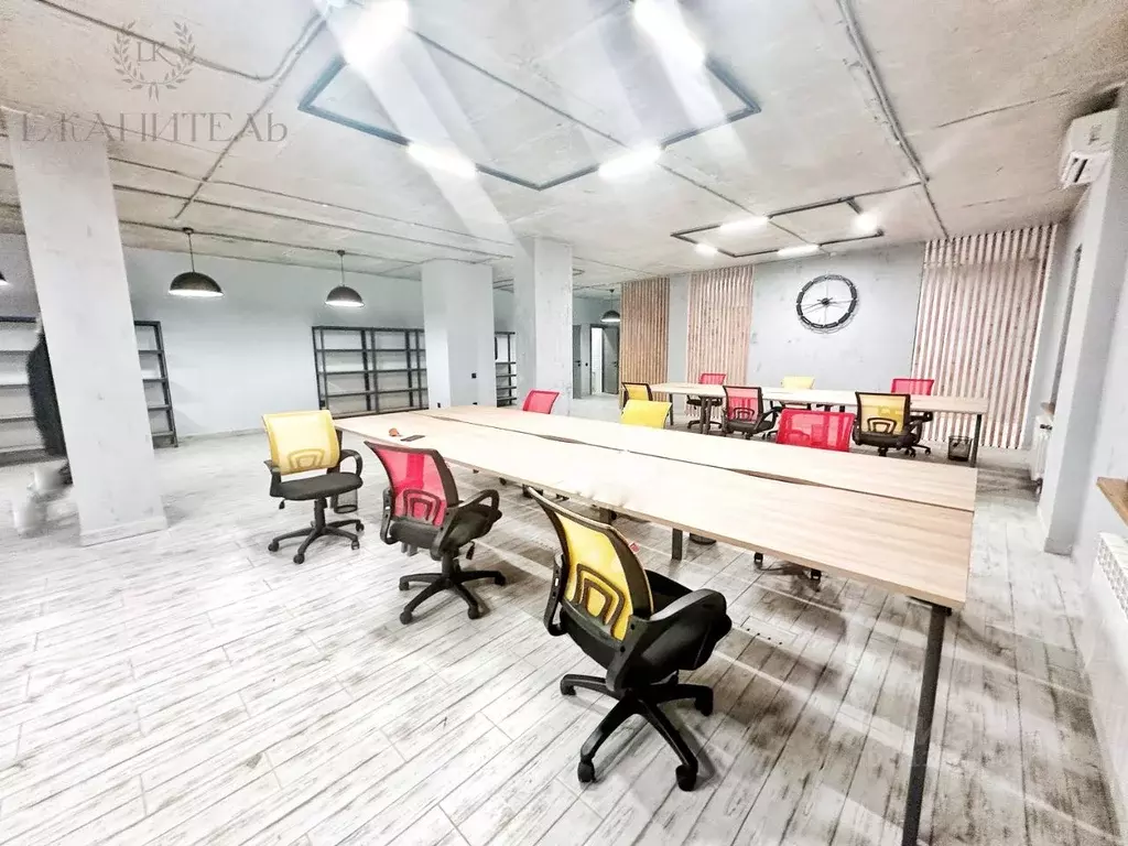 Офис в Нижегородская область, Нижний Новгород пл. Минина и Пожарского, ... - Фото 1