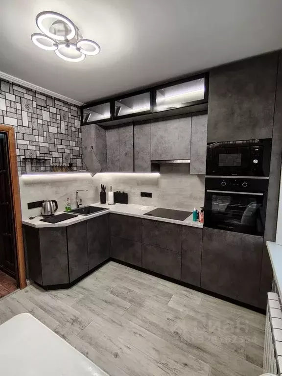 1-к кв. Белгородская область, Белгород просп. Ватутина, 18а (35.8 м) - Фото 1