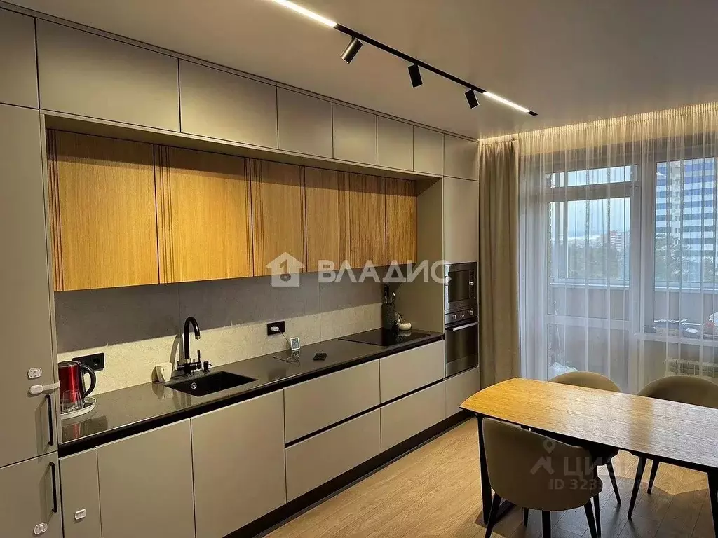 3-к кв. Бурятия, Улан-Удэ 140Б мкр, 1 (70.0 м) - Фото 2