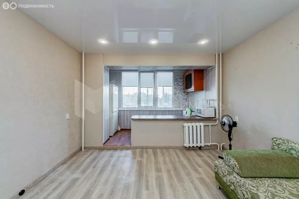 Квартира-студия: Тюмень, улица 30 лет Победы, 105 (20 м) - Фото 2