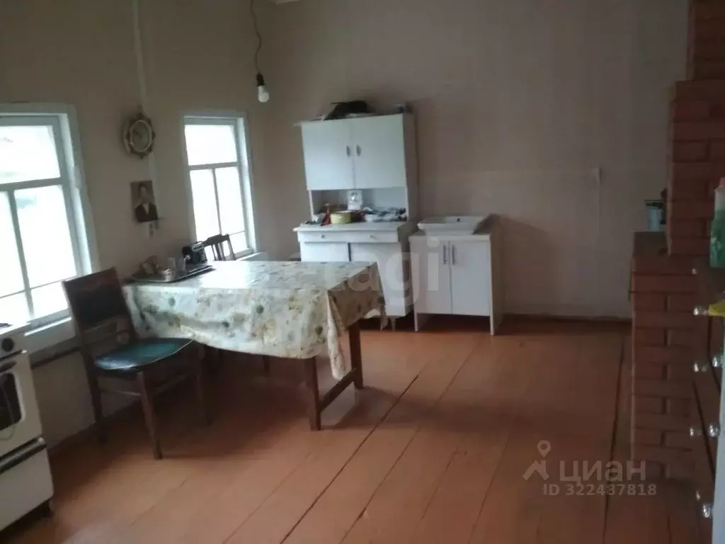 Дом в Вологодская область, Великоустюгский муниципальный округ, с. ... - Фото 1