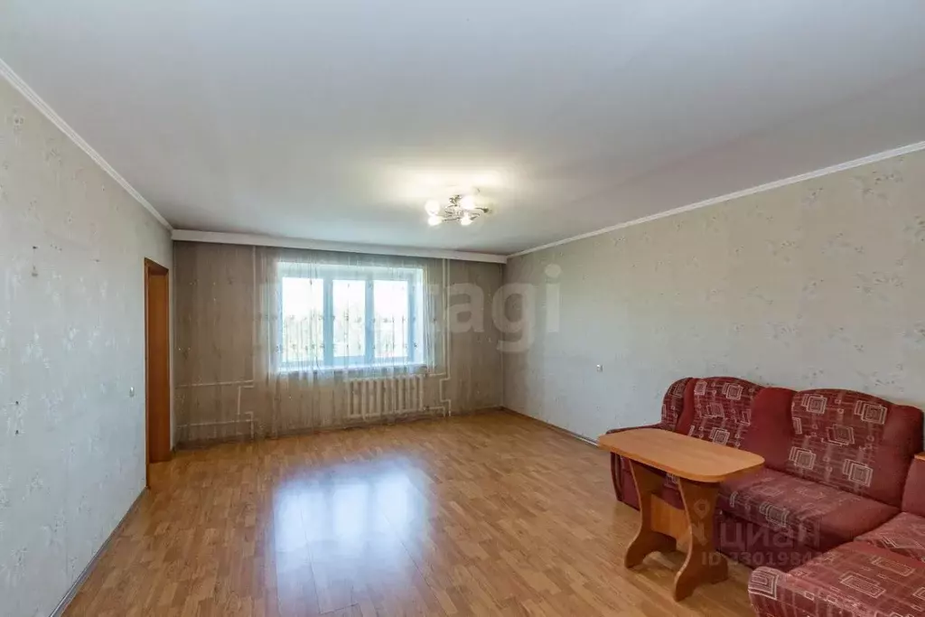 1-к кв. Омская область, Омск ул. 16-я Северная, 150к1 (67.7 м) - Фото 1
