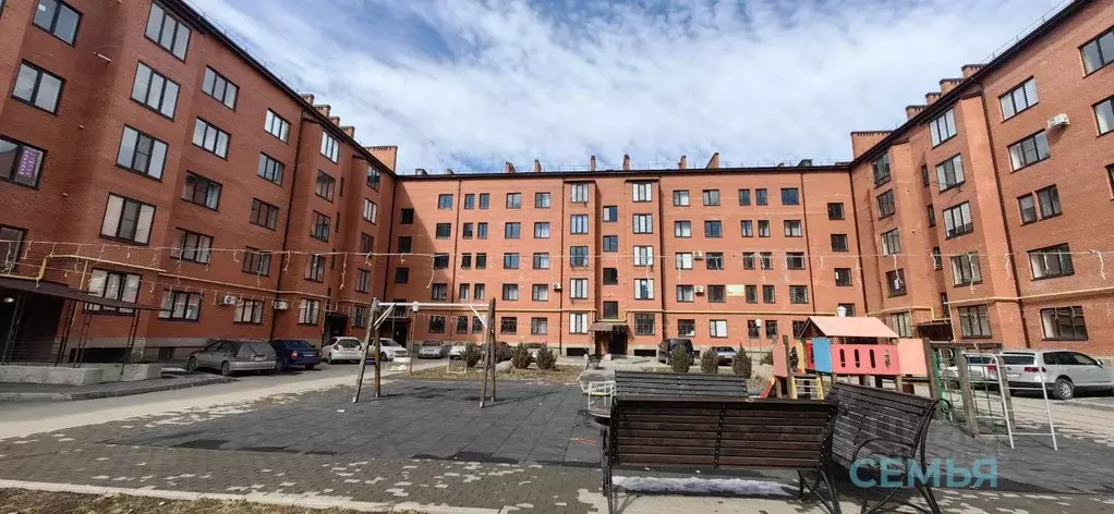 3-к кв. Северная Осетия, Владикавказ ул. Билара Кабалоева, 16А (85.0 ... - Фото 0