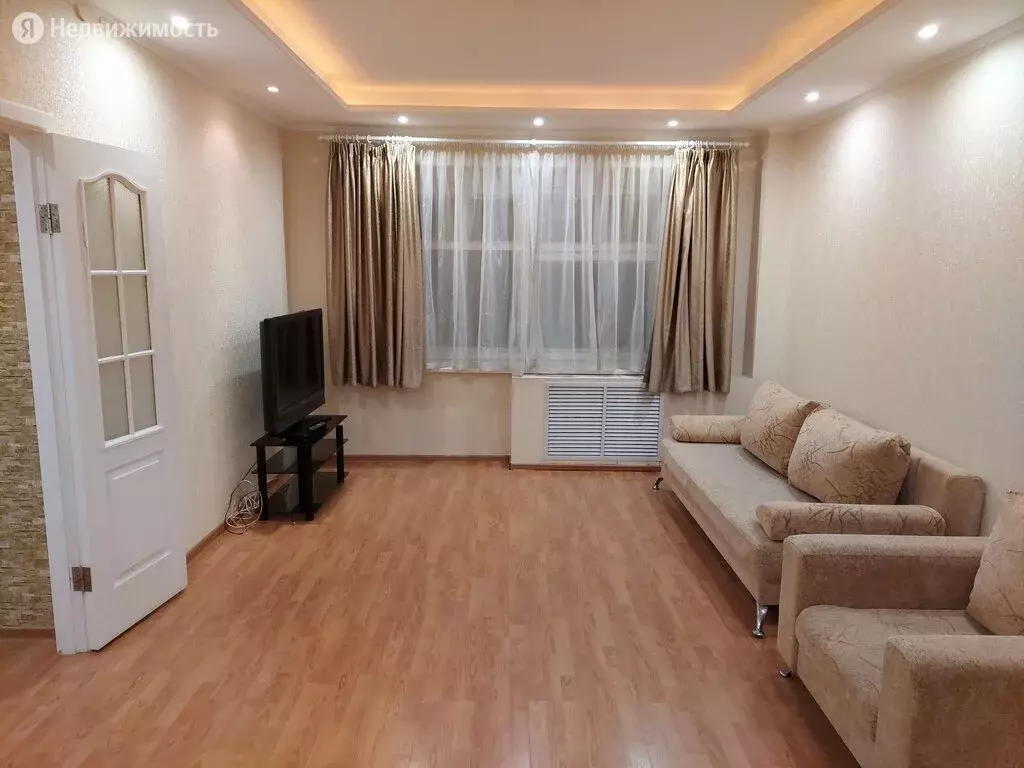 1-комнатная квартира: Киров, Казанская улица, 90 (42 м) - Фото 1