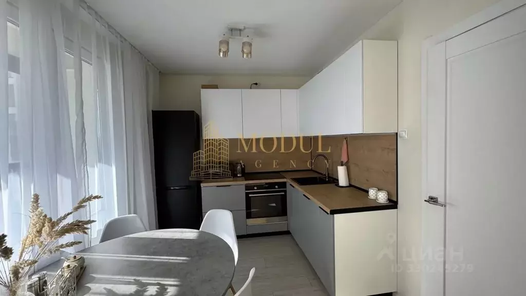 1-к кв. Татарстан, Казань ул. Александра Курынова, 5к2 (32.0 м) - Фото 1