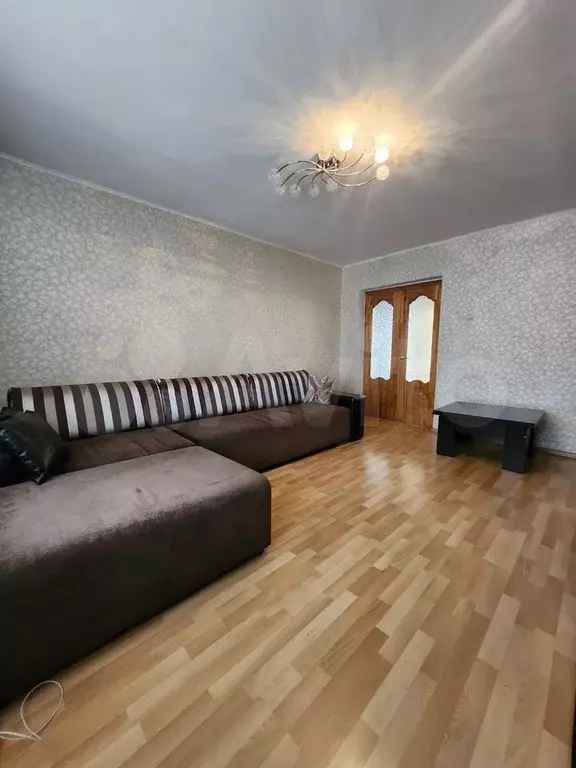 2-к. квартира, 50 м, 5/5 эт. - Фото 1