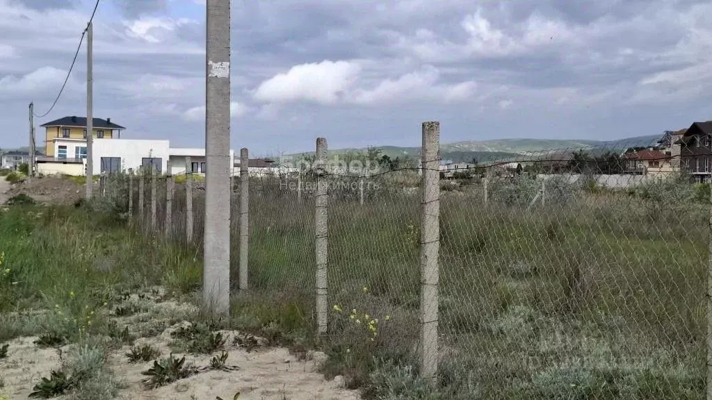 Участок в Крым, Феодосия муниципальный округ, Орджоникидзе пгт, Волна ... - Фото 1