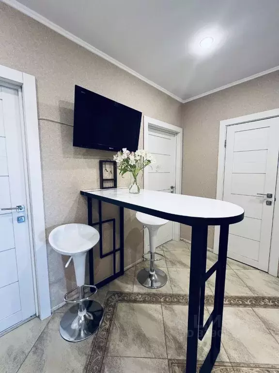 2-к кв. Самарская область, Самара Демократическая ул., 30 (76.4 м) - Фото 1