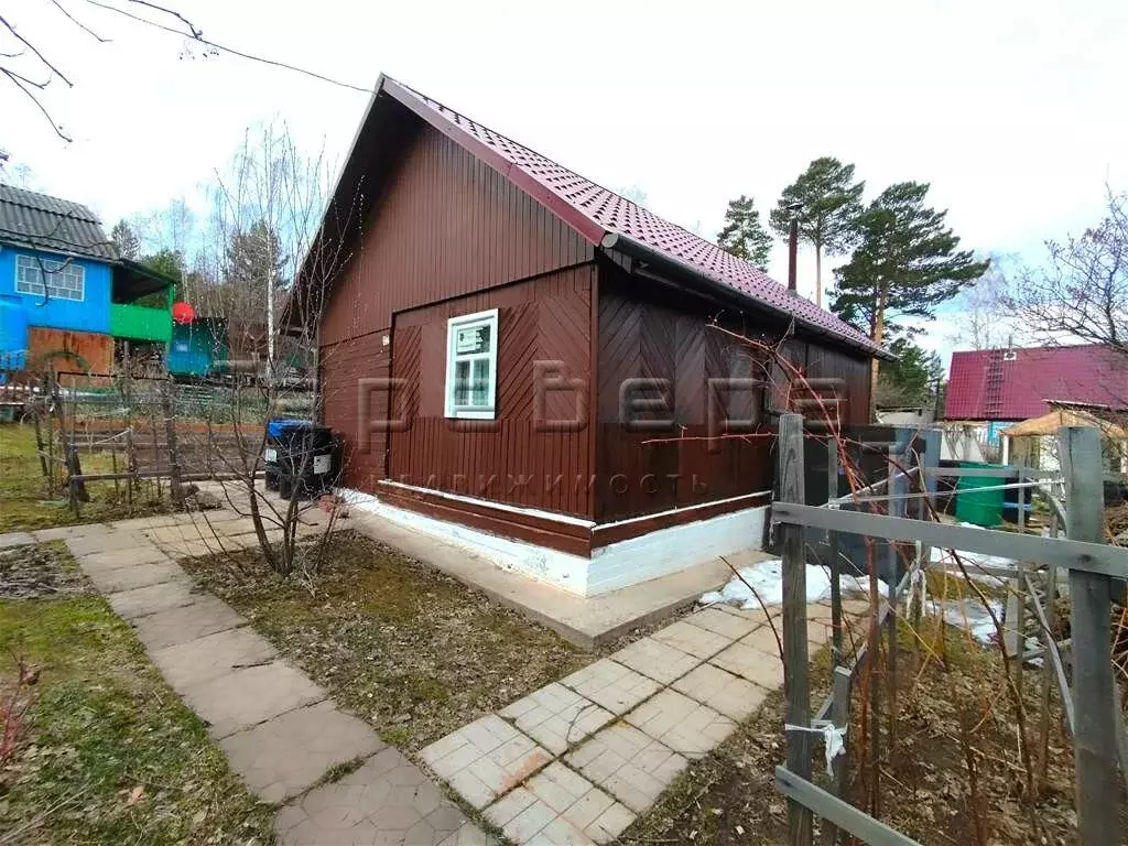 Дом в Емельяновский район, посёлок Минино (32 м) - Фото 1