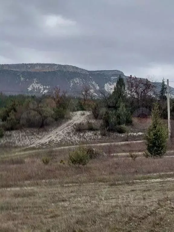 Участок в Крым, Бахчисарайский район, Куйбышево пгт ул. Верещагина, 14 ... - Фото 0