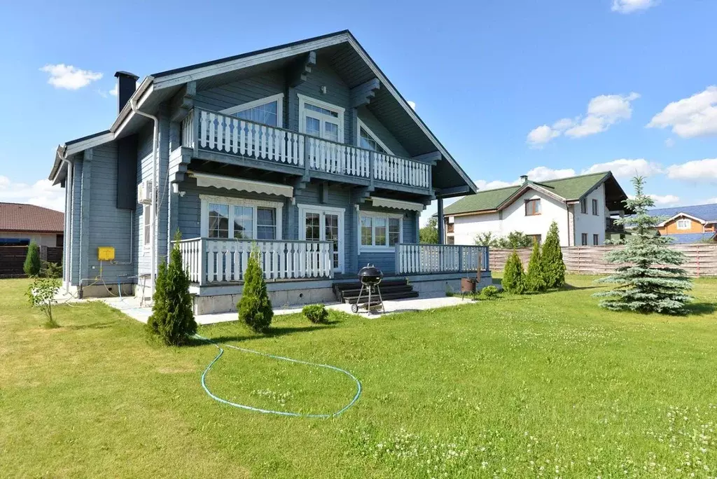 Дом в Москва Никольские Озера кп, ул. Озерная, 236 (300 м) - Фото 2