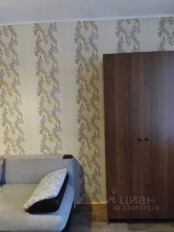 Комната Белгородская область, Старый Оскол ул. Калинина, 1/4 (18.0 м) - Фото 1