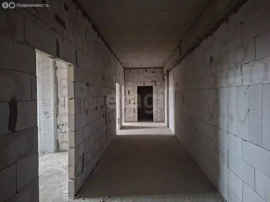 3-комнатная квартира: Магас, улица Мочко Базоркина, 18А (120 м) - Фото 1