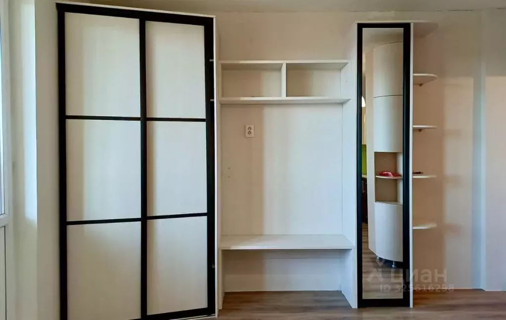 Студия Волгоградская область, Волгоград ул. Малиновского, 10 (32.0 м) - Фото 2