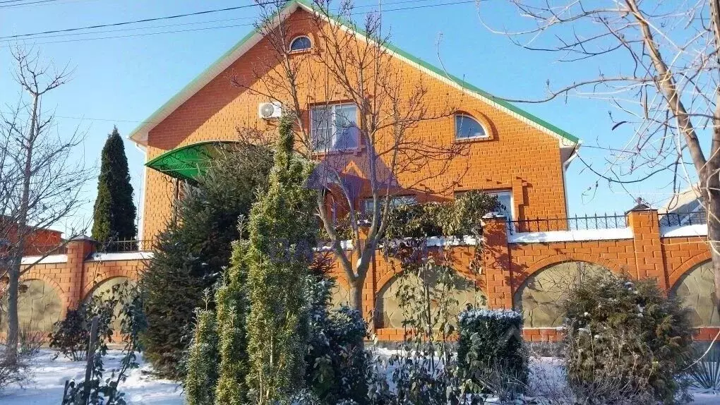 Дом в Ростовская область, Цимлянск Советская ул. (356 м) - Фото 1