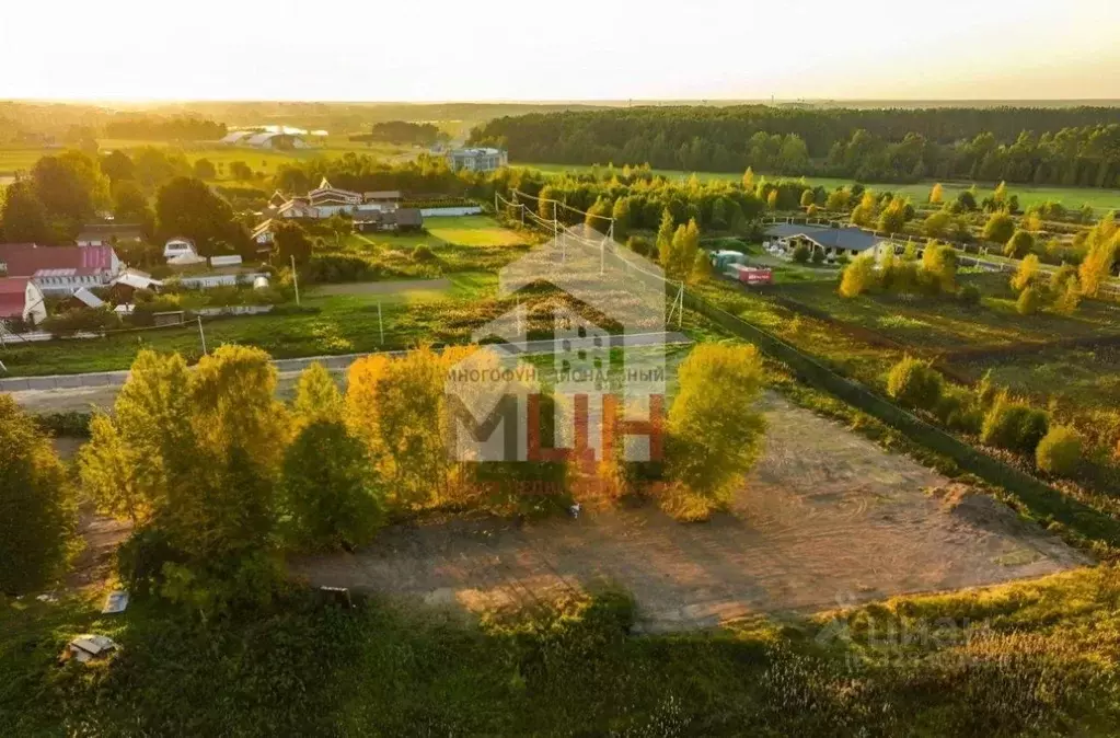 Участок в Тверская область, Конаковский муниципальный округ, д. ... - Фото 1
