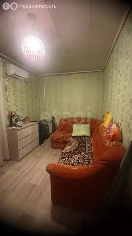 3-комнатная квартира: Курган, улица Карла Маркса, 117 (56 м) - Фото 1