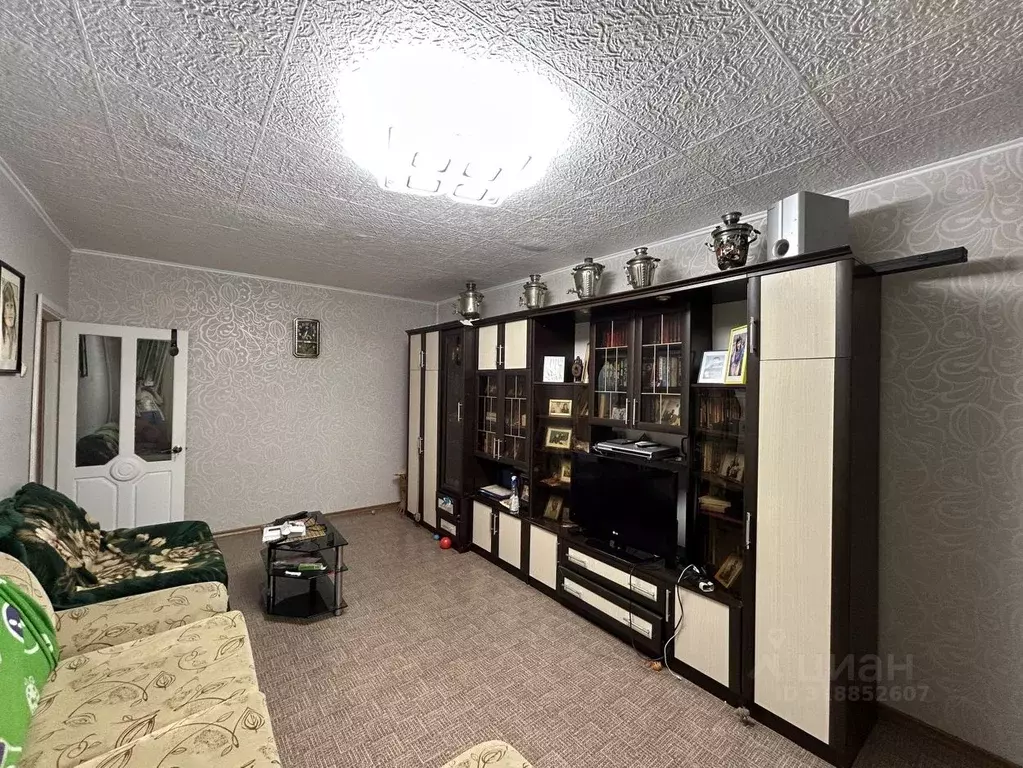 3-к кв. Курганская область, Курган Заозерный жилрайон, 6-й мкр, 11 ... - Фото 1