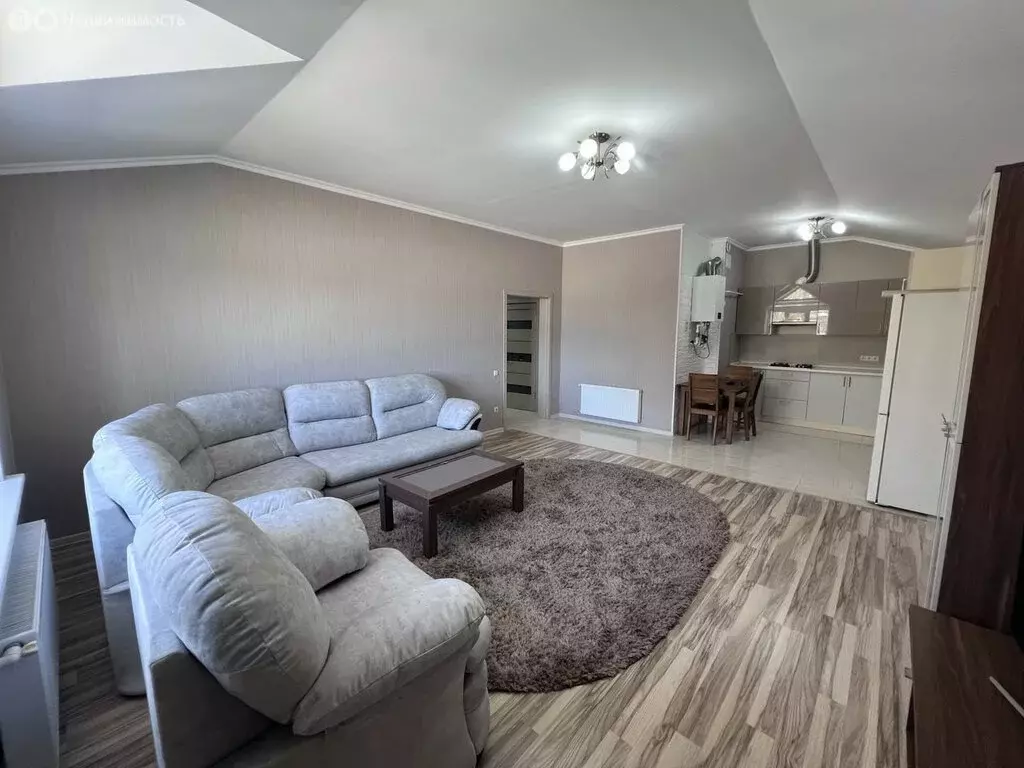 2-комнатная квартира: Симферополь, Аэрофлотская улица, 5 (70 м) - Фото 2