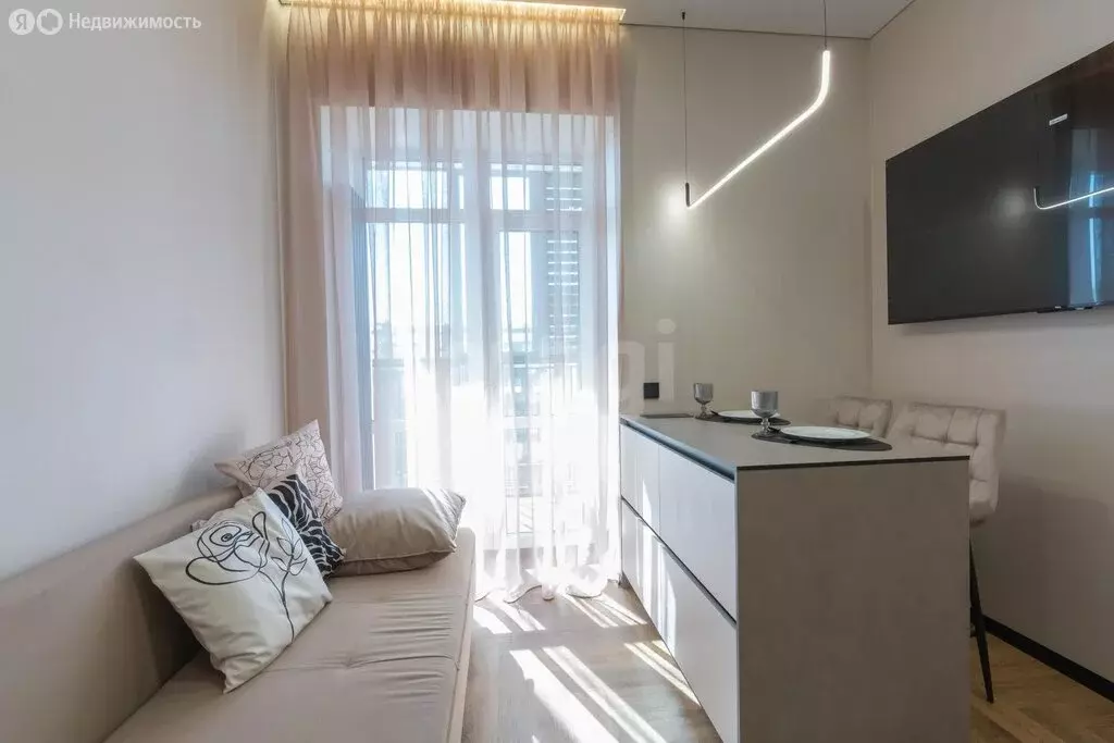 1-комнатная квартира: Пермь, улица Дзержинского, 31А (47 м) - Фото 2
