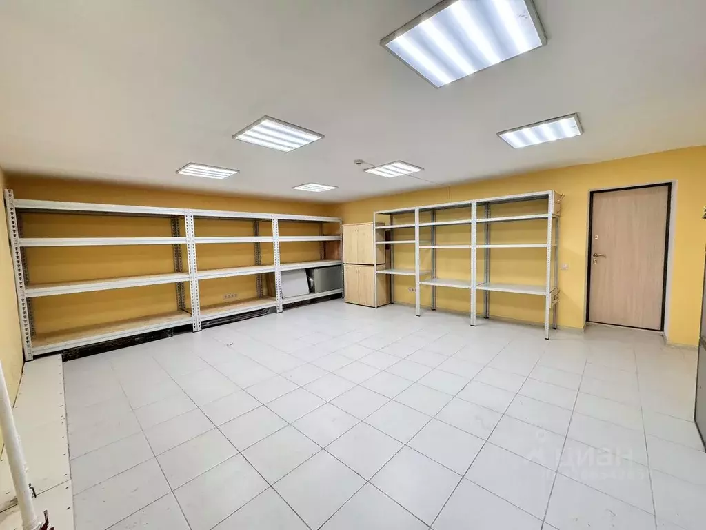 Помещение свободного назначения в Волгоградская область, Волгоград ул. ... - Фото 1