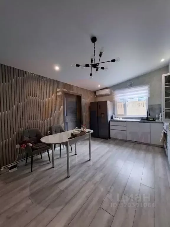 Дом в Крым, Сакский район, с. Орехово ул. Линейная (79 м) - Фото 1