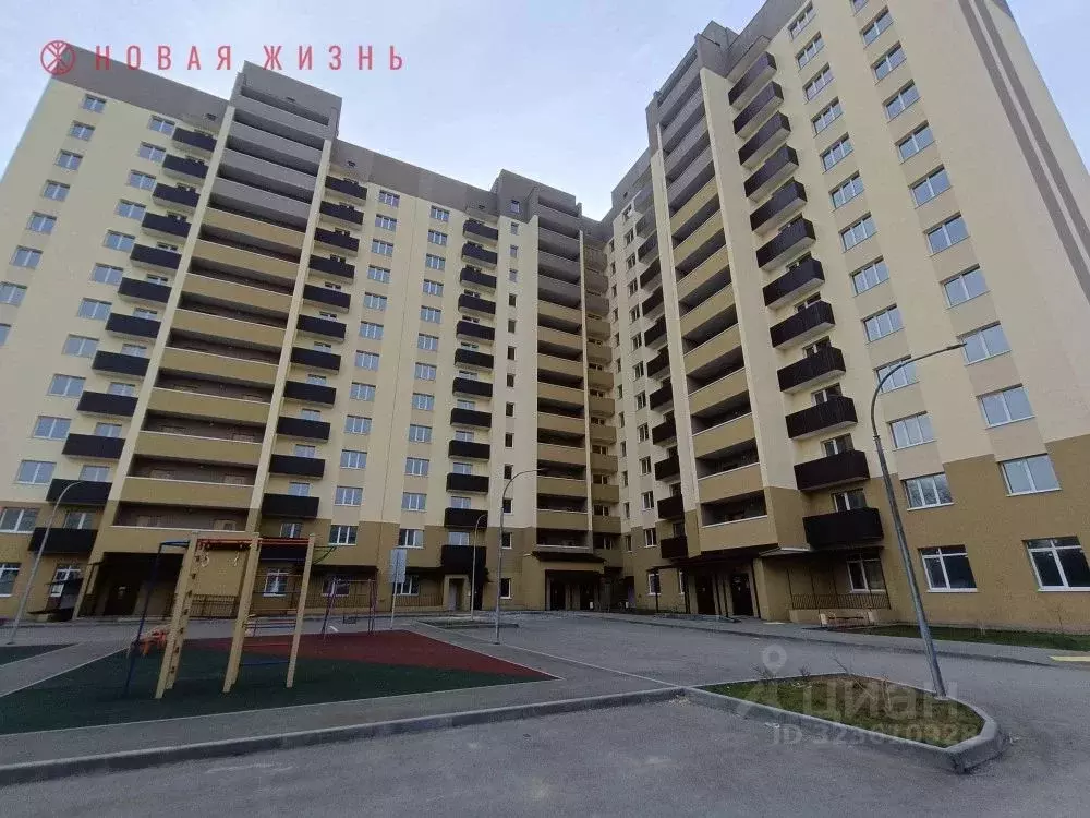3-к кв. Самарская область, Самара просп. Кирова, 253 (100.7 м) - Фото 2