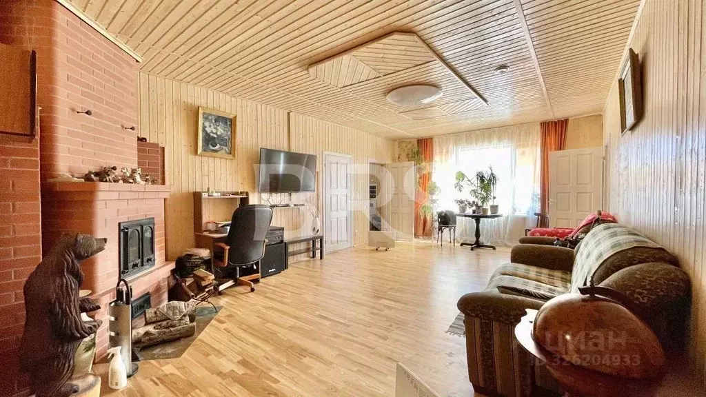 Дом в Ленинградская область, Волховский район, Потанинское с/пос ул. ... - Фото 1