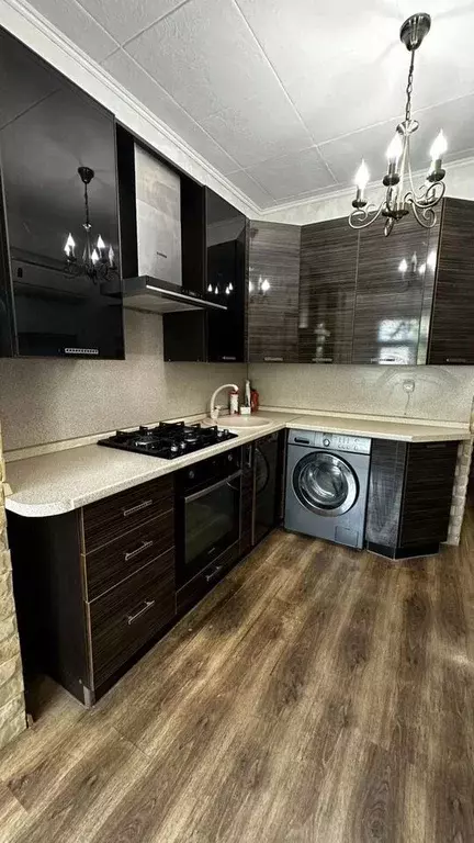 2-к кв. Дагестан, Махачкала ул. Юсупа Акаева, 15 (60.0 м) - Фото 0