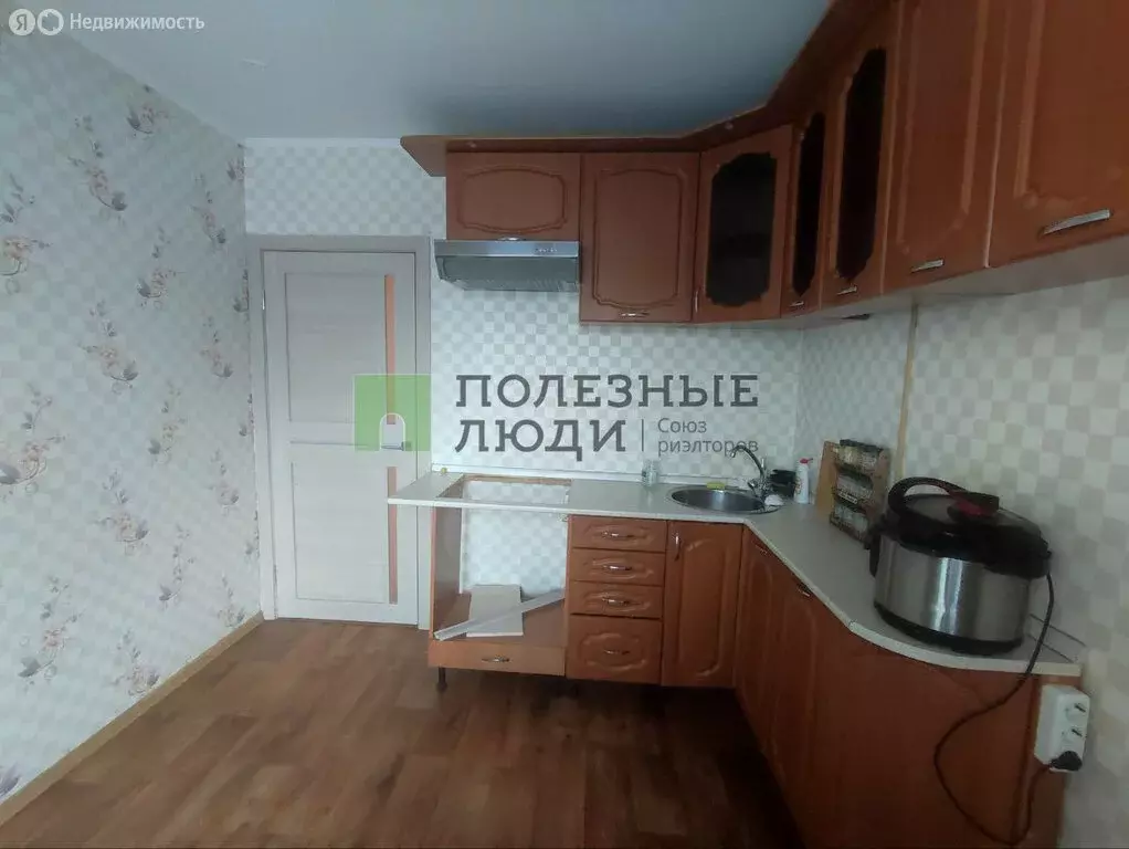 3-комнатная квартира: Красноярск, улица Кутузова, 73А (73.9 м) - Фото 1