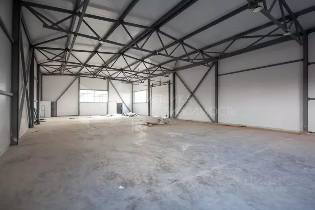 Помещение свободного назначения в Тюменская область, Тюмень 412 (400 ... - Фото 1