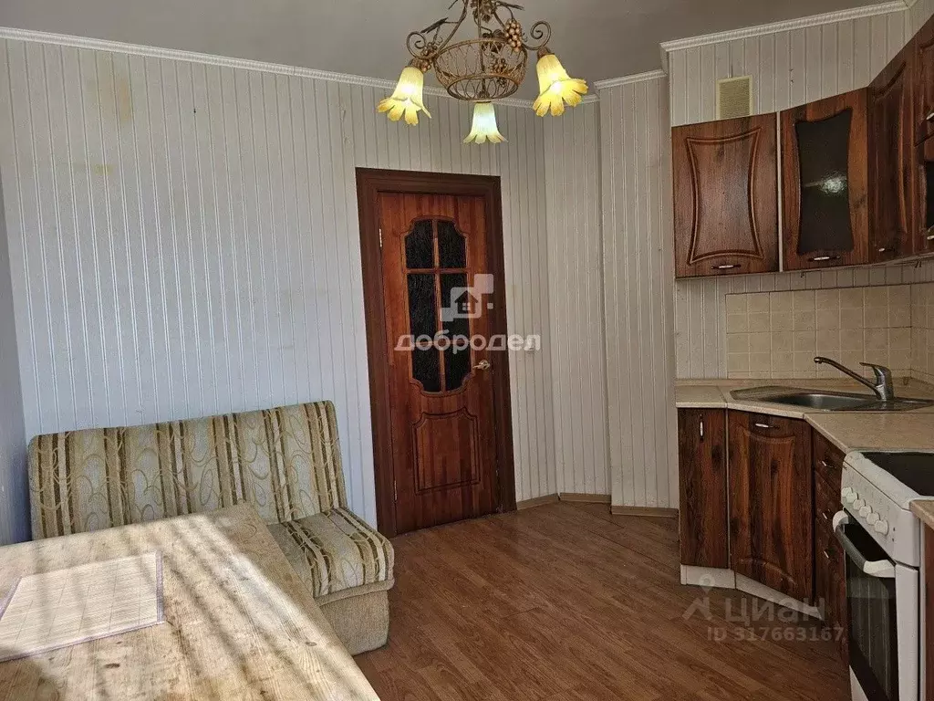 1-к кв. Свердловская область, Екатеринбург ул. Фролова, 19к1 (47.3 м) - Фото 1