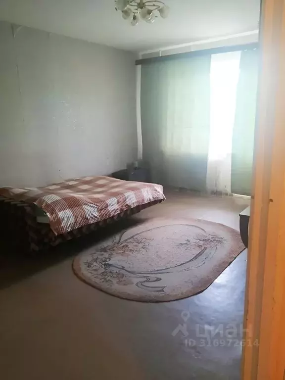 1-к кв. Новгородская область, Чудово ул. Солдатова, 6 (37.5 м) - Фото 0