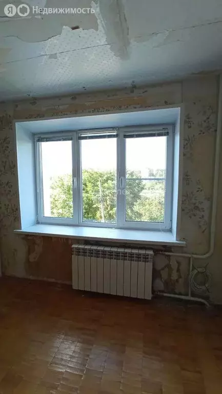 2-комнатная квартира: Кирово-Чепецк, улица 60 лет Октября, 26к2 (50 м) - Фото 1