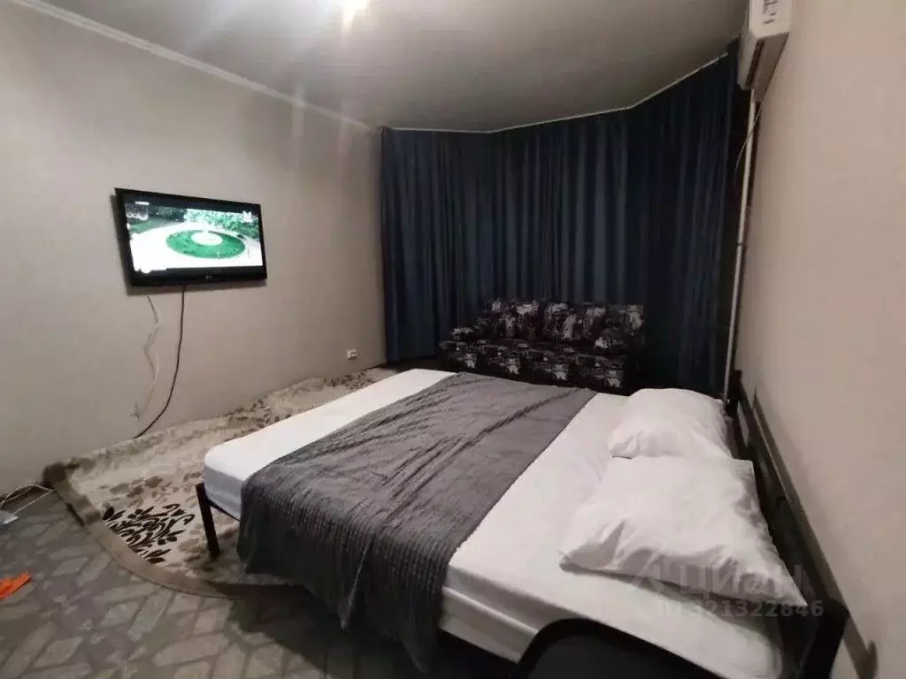 1-к кв. Оренбургская область, Оренбург Салмышская ул., 47 (45.0 м) - Фото 1