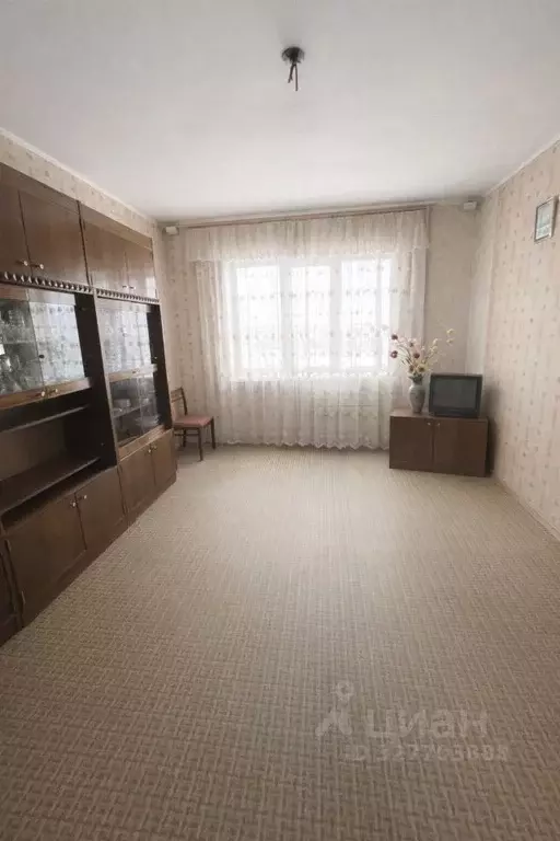 3-к кв. Омская область, Омск просп. Комарова, 3 (63.1 м) - Фото 1