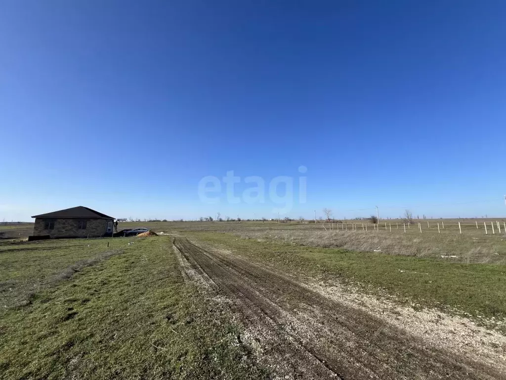 Участок в Крым, Симферопольский район, с. Мирное  (6.0 сот.) - Фото 1