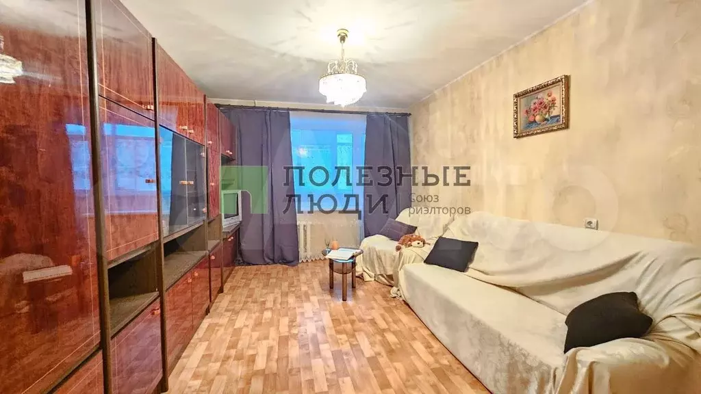 3-к. квартира, 60 м, 6/9 эт. - Фото 1